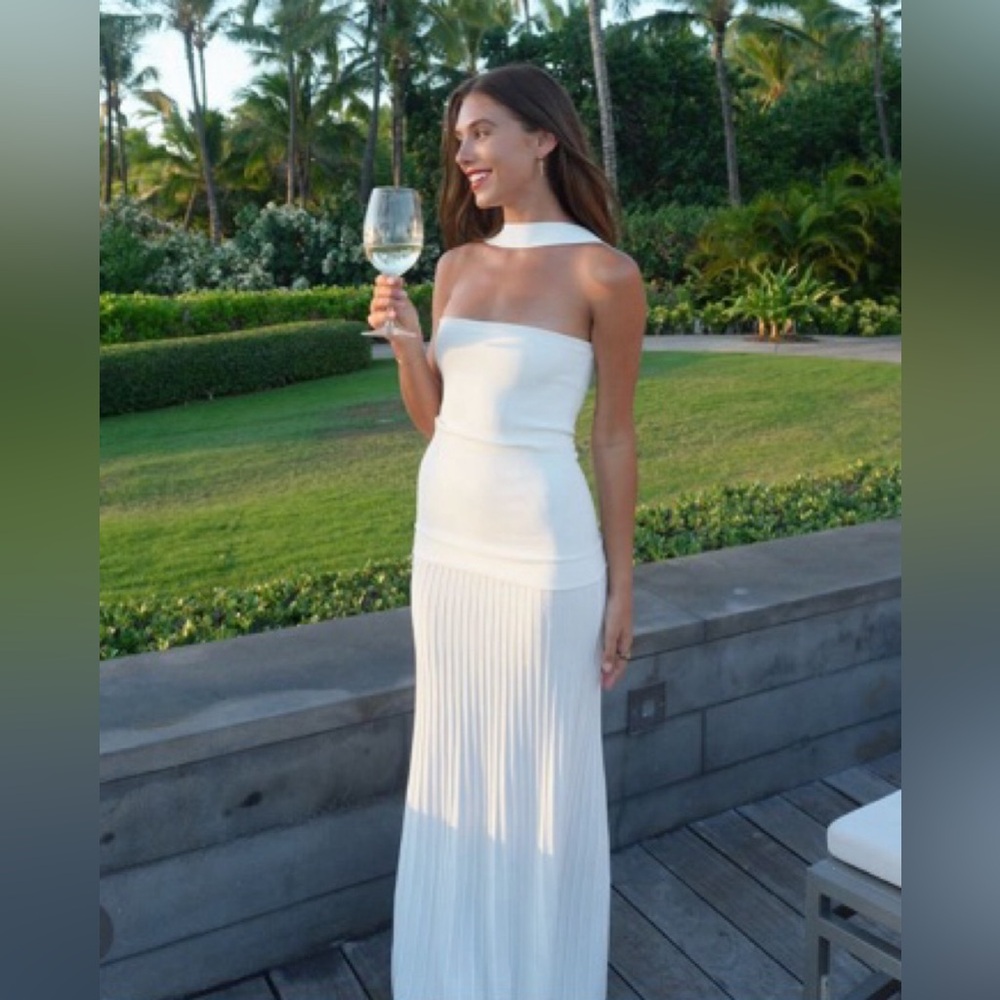 Arakii White Pleated Dress